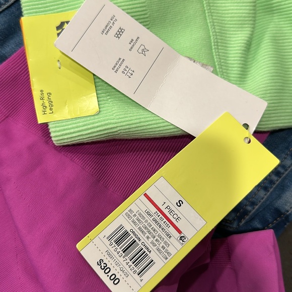 Work Out Legging - Picture 2 of 2